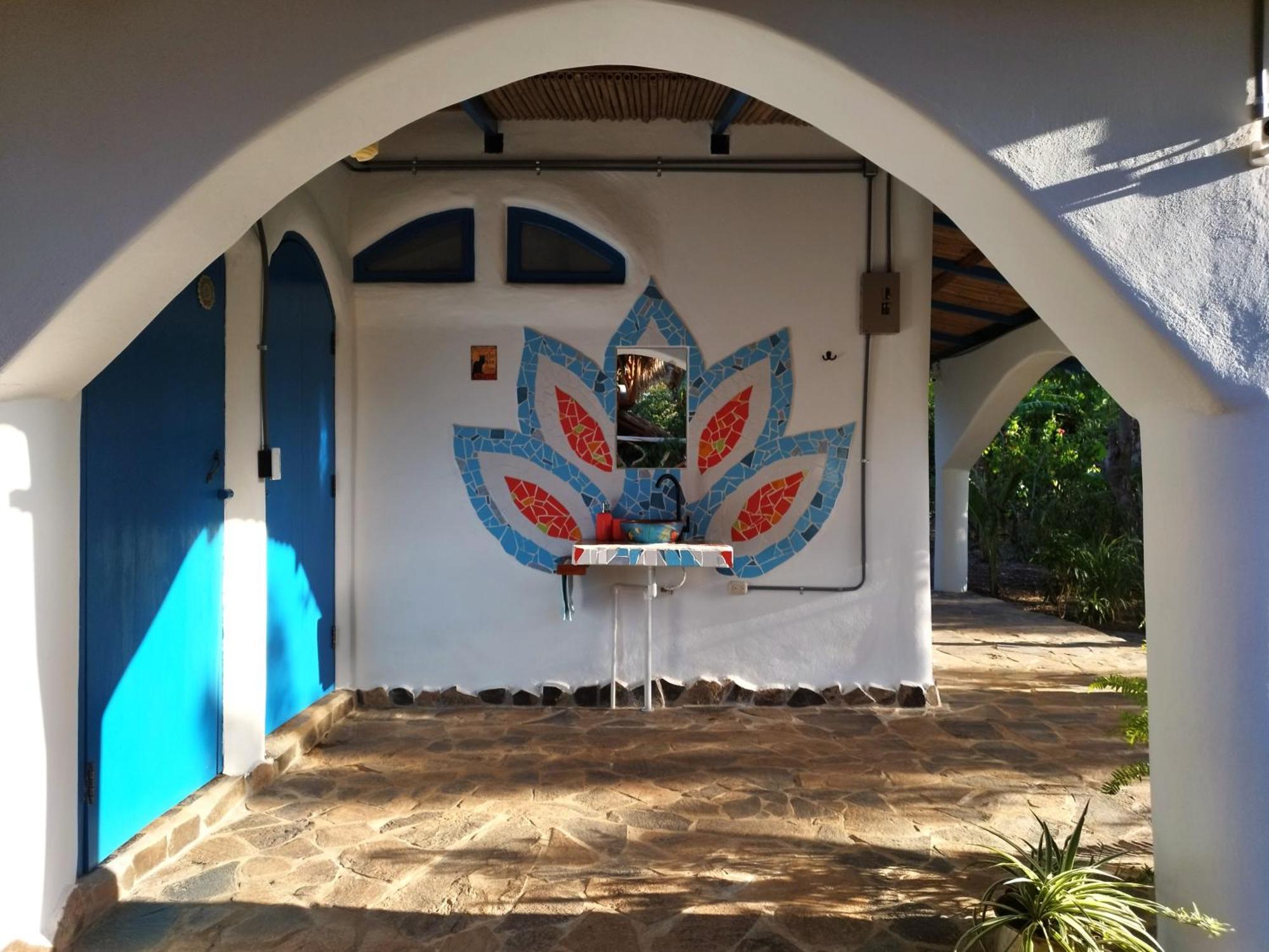 La Urraca Loca Hostel Balgue Exterior photo