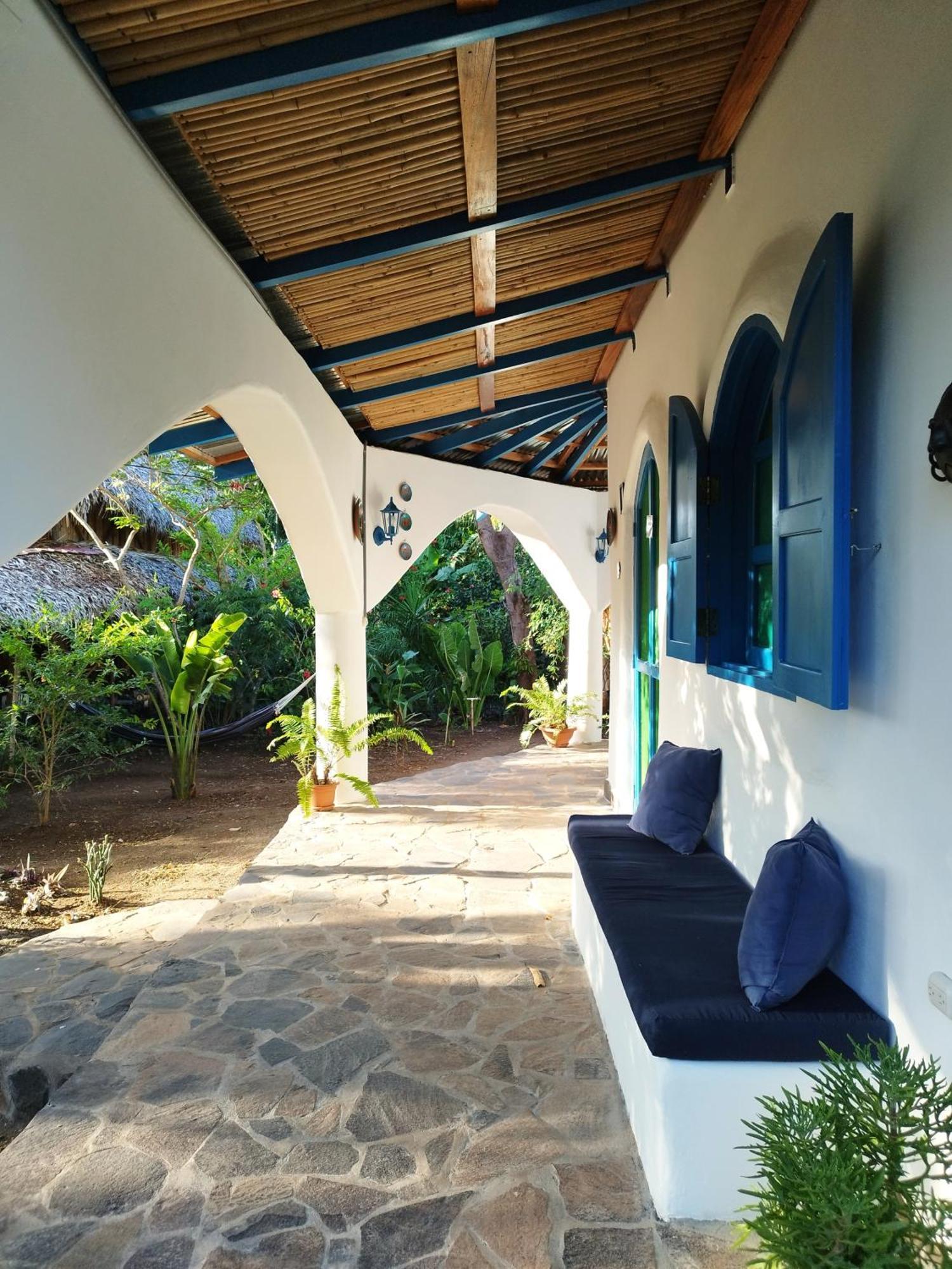 La Urraca Loca Hostel Balgue Exterior photo