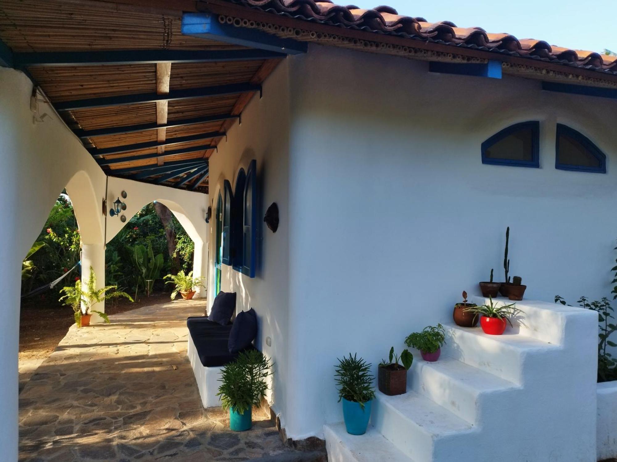 La Urraca Loca Hostel Balgue Exterior photo